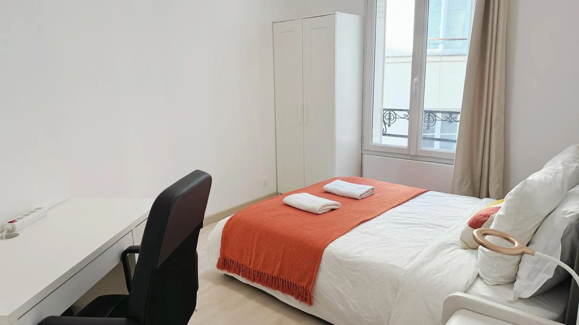 Le Magenta - Coeur De Paris - Canal Saint Martin - 3 Chambres 6 Personnes France